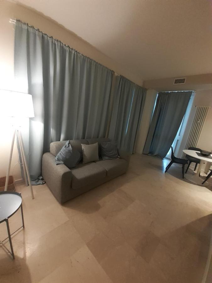 Baretti House- Parcheggio Riservato Per Un Soggiorno Perfetto Torino Eksteriør billede